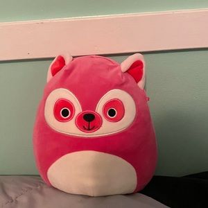 8” Lucia the lemur squishmallow